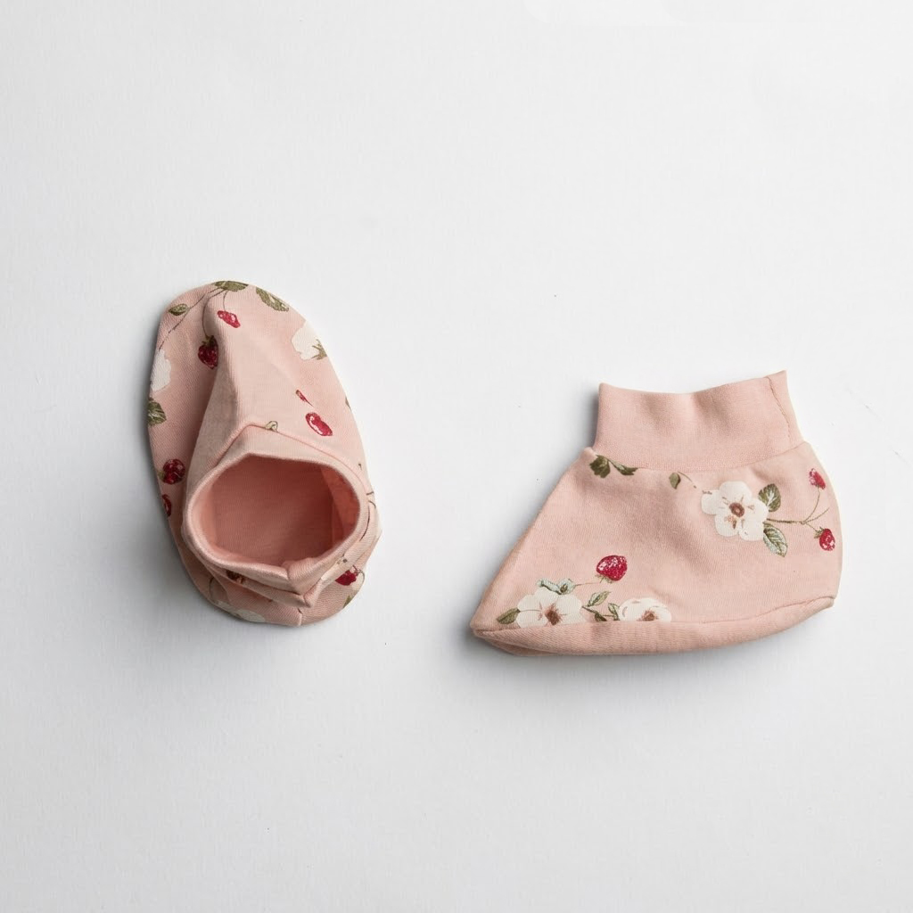 پاپوش توت فرنگی