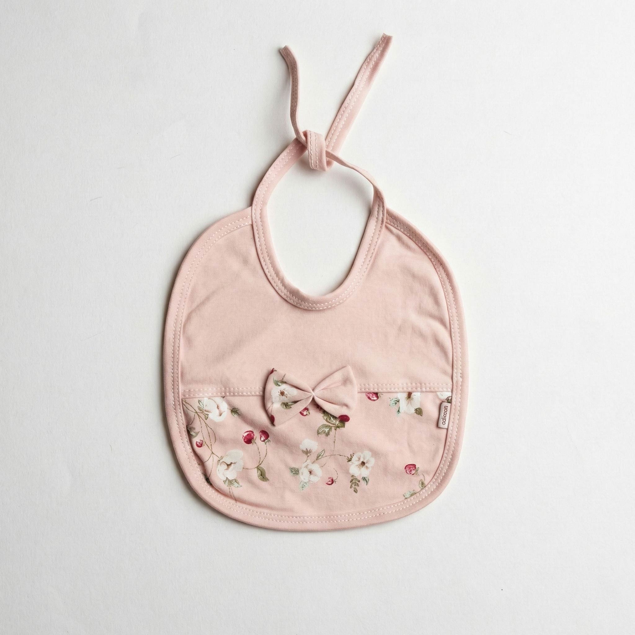 پیشبند توت فرنگی